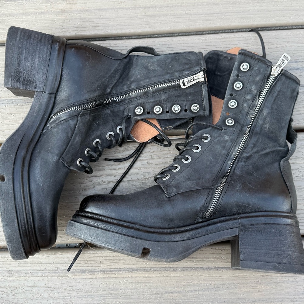 AS98 Elaine Moto style boots size 40